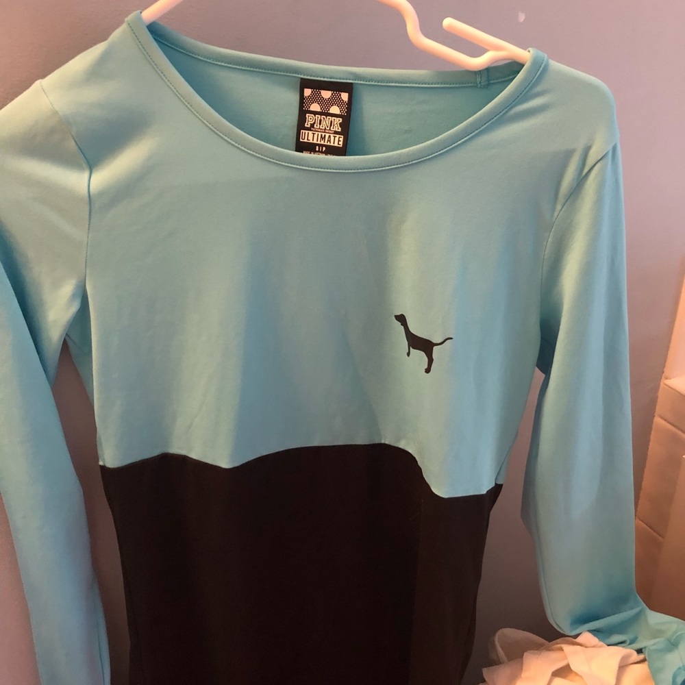 NWT Victoria Secret Pink brand workout shirt